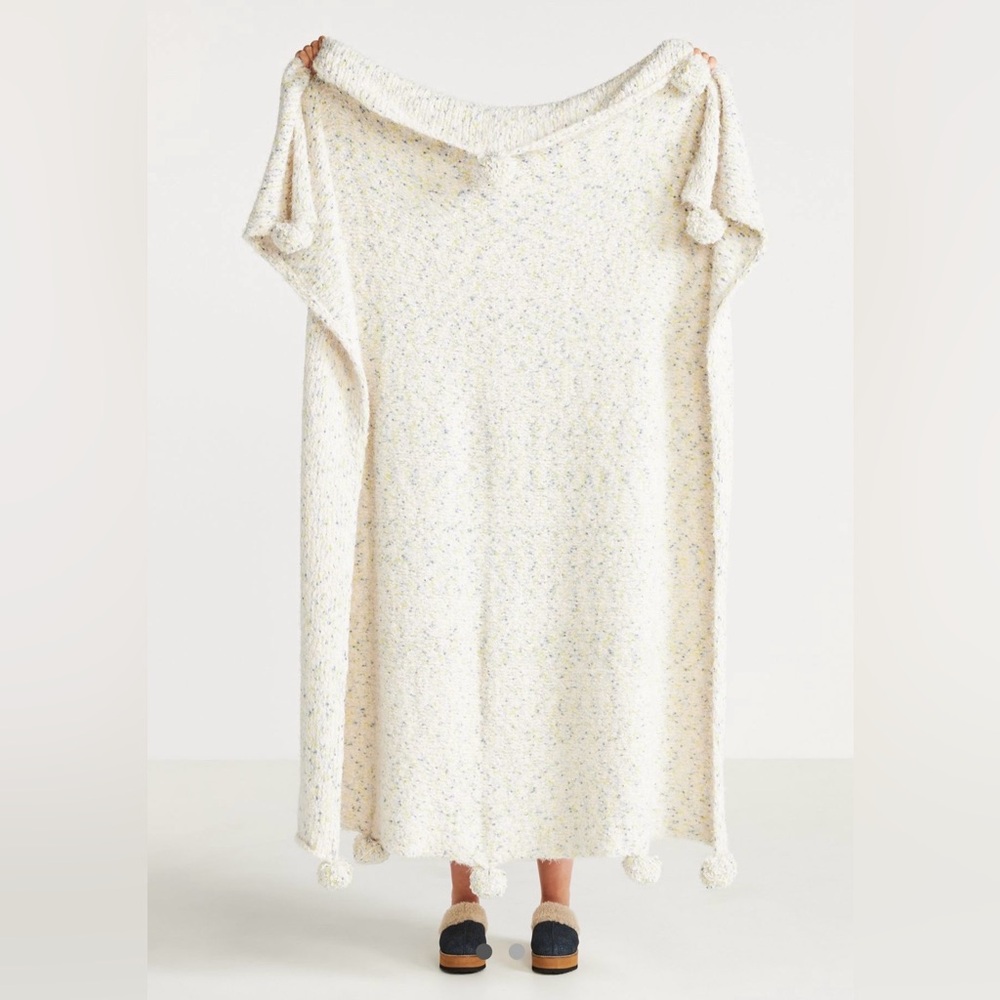 Anthropologie Pommed Bridget Eyelash Throw Blanket Ivory Speckled NWT  6OX50